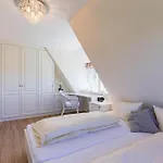Vakantiehuis Stine Marie 2 *